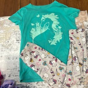 unicorn tshirt and legging, used , good condition